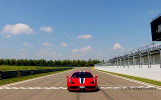 Test drive Ferrari 458 Speciale - foto 12