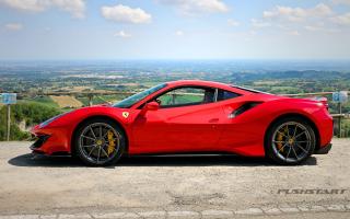 Test drive Ferrari 488 Pista edizione limitata - foto 16