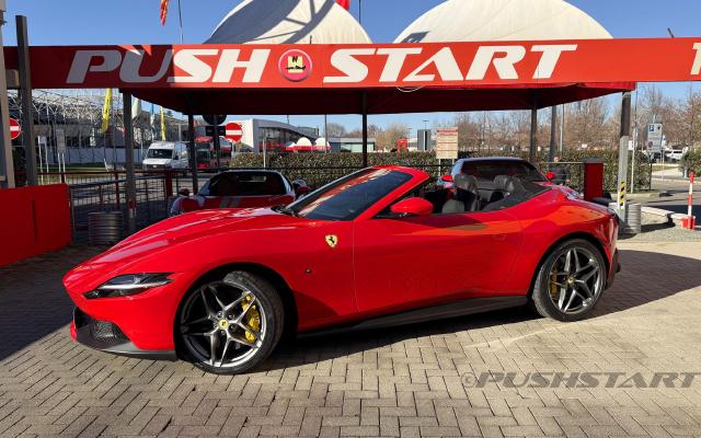 Test drive Ferrari Roma Spider